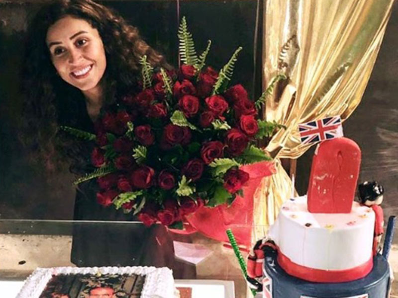 اضغط لمشاهدة الفيديو: بعد التساؤلات عن سر غيابه عنها.. عمرو دياب يحتفل بعيد ميلاد دينا الشربيني